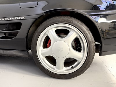 Lot 21 - 1990 Toyota MR2 Turbo