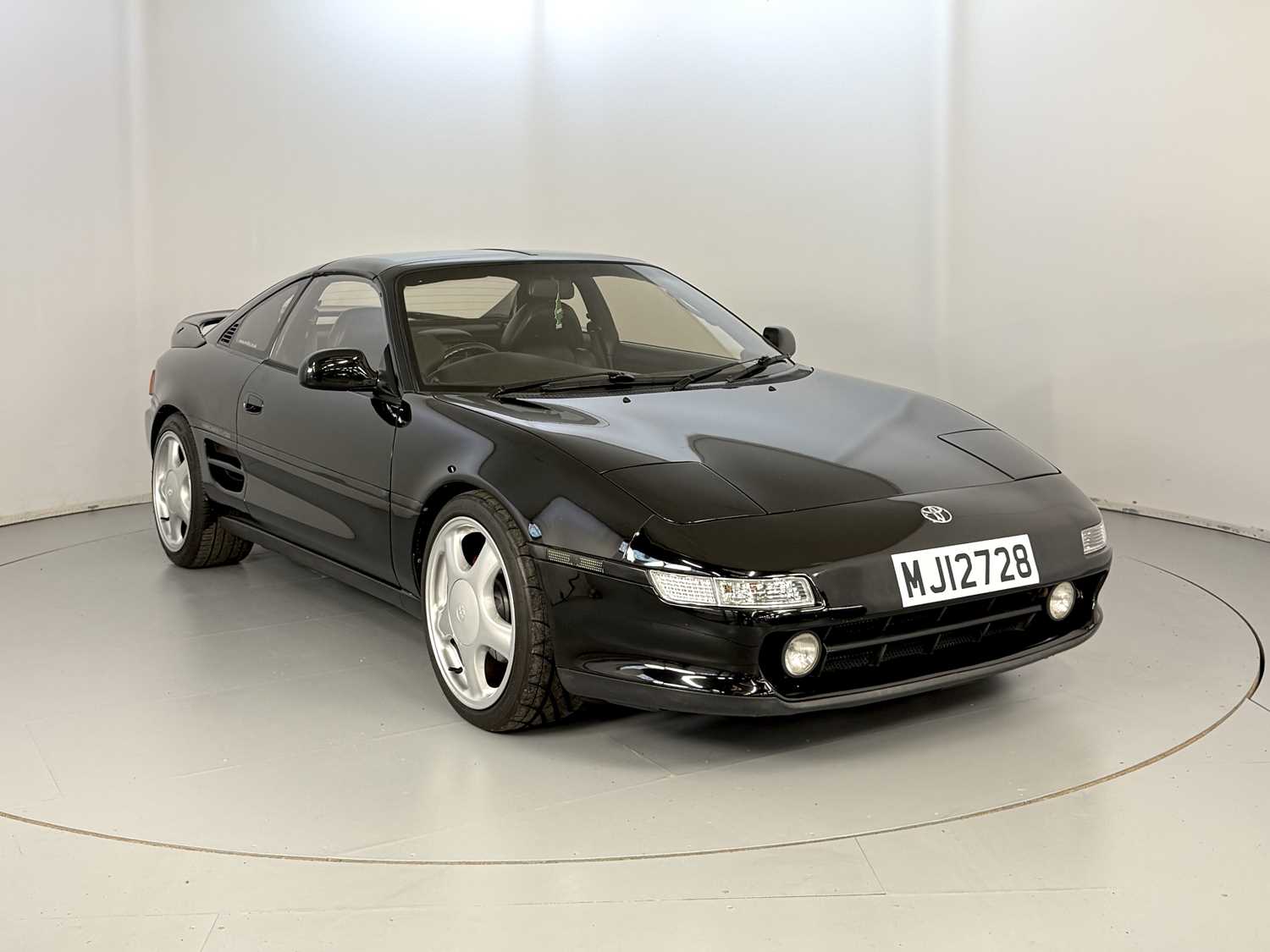 Lot 21 - 1990 Toyota MR2 Turbo
