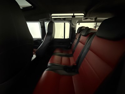 Lot 59 - 2015 Land Rover Defender 110 XS