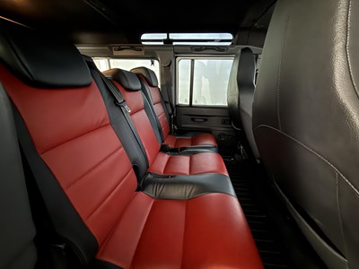 Lot 59 - 2015 Land Rover Defender 110 XS