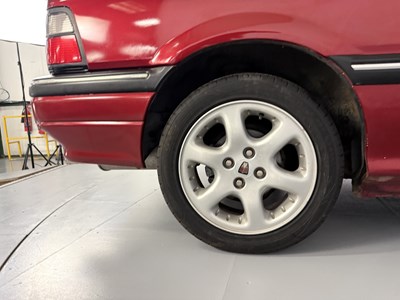 Lot 8 - 1995 Rover 216 Cabriolet