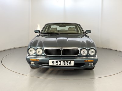 Lot 101 - 1998 Jaguar XJ8