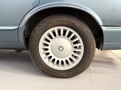 Lot 101 - 1998 Jaguar XJ8