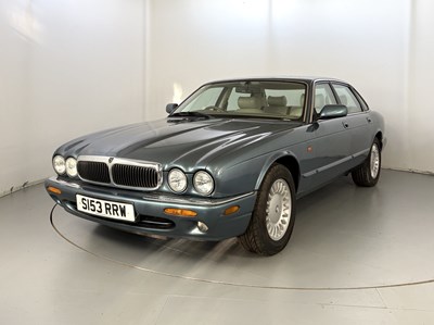 Lot 101 - 1998 Jaguar XJ8