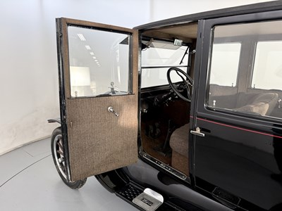 Lot 63 - 1924 Ford Model T Sedan