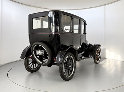 Lot 63 - 1924 Ford Model T Sedan