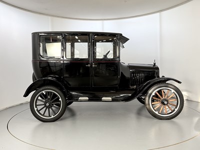 Lot 63 - 1924 Ford Model T Sedan