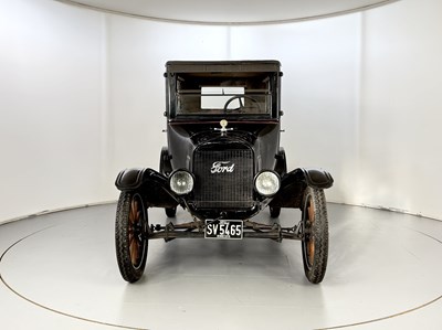 Lot 63 - 1924 Ford Model T Sedan