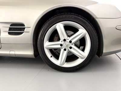 Lot 17 - 2004 Mercedes-Benz SL350
