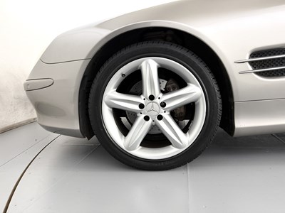 Lot 17 - 2004 Mercedes-Benz SL350