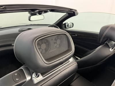 Lot 56 - 2010 Mercedes-Benz SL350