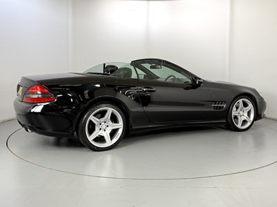 Lot 56 - 2010 Mercedes-Benz SL350