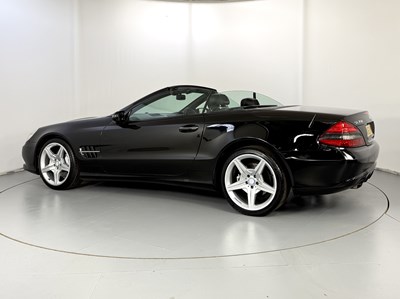 Lot 56 - 2010 Mercedes-Benz SL350