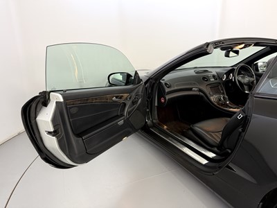 Lot 56 - 2010 Mercedes-Benz SL350