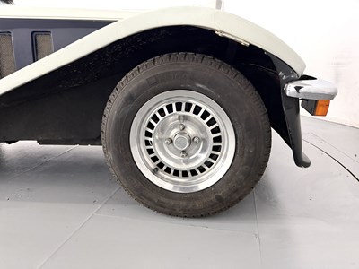 Lot 60 - 1979 Panther Lima