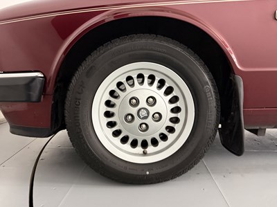 Lot 42 - 1993 Jaguar XJ 4.0 Sovereign