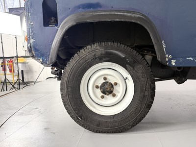 Lot 135 - 1999 Land Rover Defender