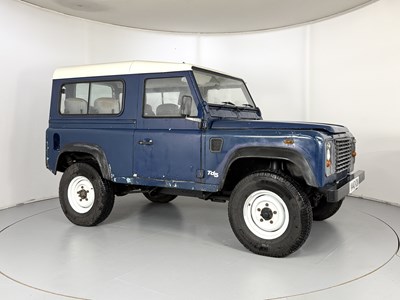 Lot 135 - 1999 Land Rover Defender