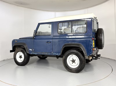 Lot 135 - 1999 Land Rover Defender