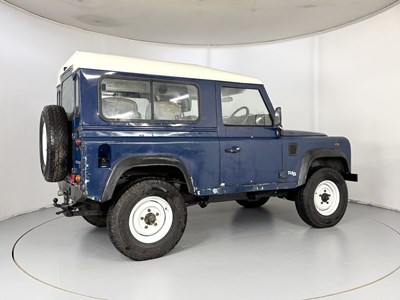 Lot 135 - 1999 Land Rover Defender