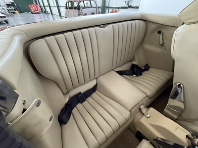 Lot 13 - 1990 Mercedes-Benz 300SL