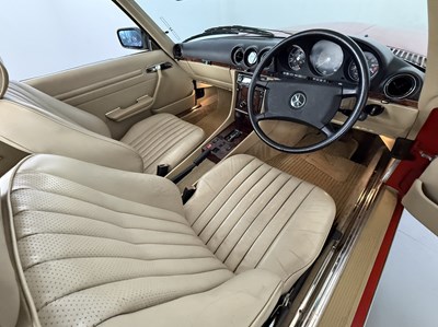 Lot 13 - 1990 Mercedes-Benz 300SL
