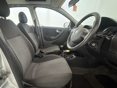 Lot 194 - 2005 Vauxhall Corsa