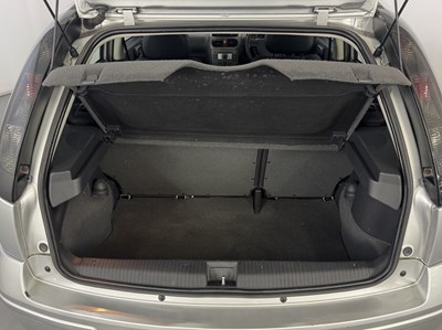 Lot 194 - 2005 Vauxhall Corsa
