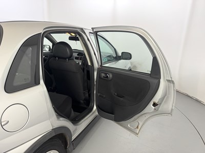 Lot 194 - 2005 Vauxhall Corsa