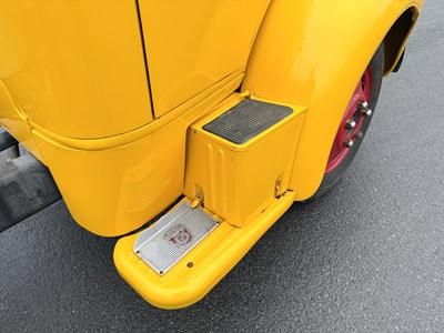 Lot 139 - 1952 Ford F6 COE
