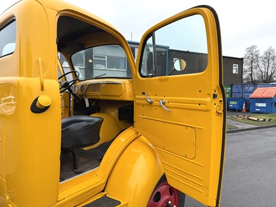 Lot 139 - 1952 Ford F6 COE