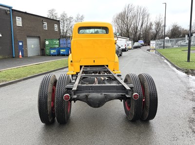 Lot 139 - 1952 Ford F6 COE