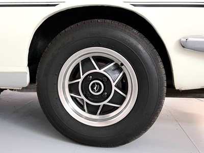 Lot 93 - 1973 Triumph Stag