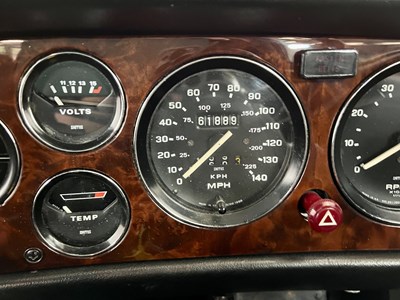Lot 93 - 1973 Triumph Stag