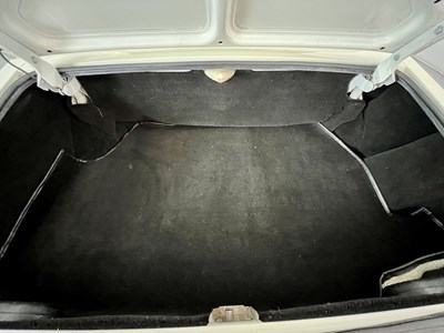 Lot 93 - 1973 Triumph Stag