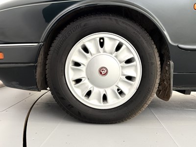 Lot 97 - 1997 Daimler Double Six