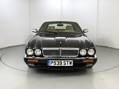 Lot 97 - 1997 Daimler Double Six