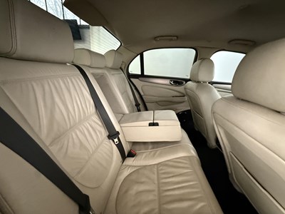 Lot 168 - 2008 Jaguar XJ Sport