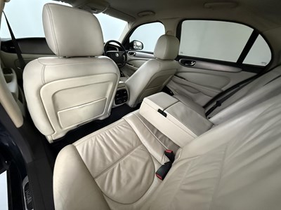 Lot 168 - 2008 Jaguar XJ Sport