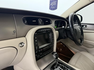 Lot 168 - 2008 Jaguar XJ Sport