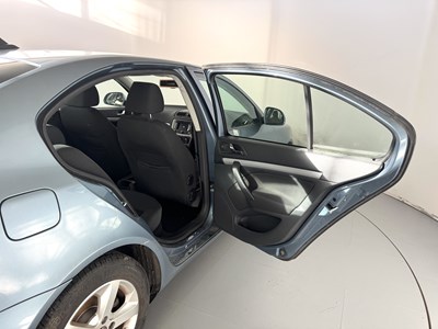 Lot 183 - 2011 Skoda Octavia - NO RESERVE