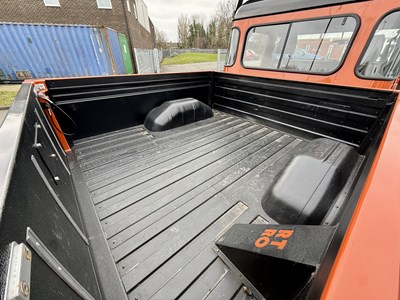 Lot 105 - 1998 Land Rover Defender