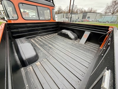 Lot 105 - 1998 Land Rover Defender