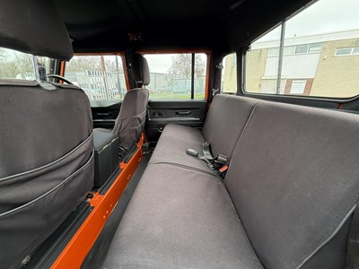 Lot 105 - 1998 Land Rover Defender