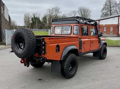 Lot 105 - 1998 Land Rover Defender