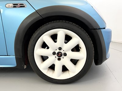 Lot 7 - 2003 Mini Cooper S