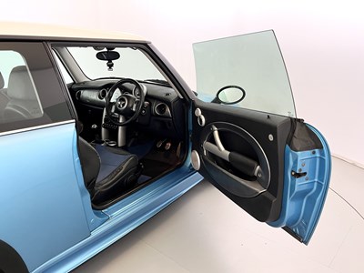 Lot 7 - 2003 Mini Cooper S