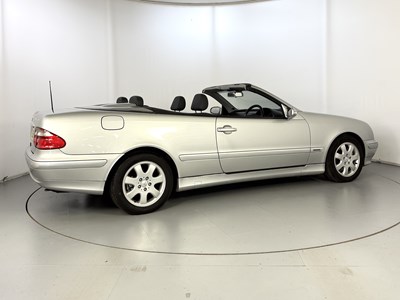 Lot 169 - 2000 Mercedes-Benz CLK230