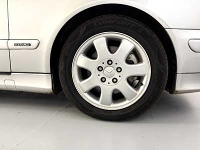 Lot 169 - 2000 Mercedes-Benz CLK230
