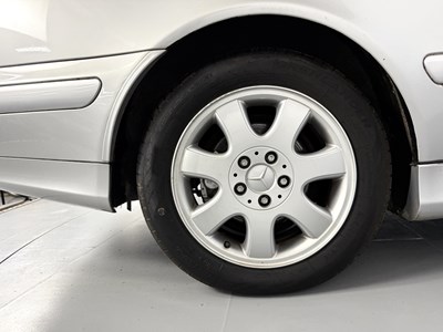 Lot 169 - 2000 Mercedes-Benz CLK230